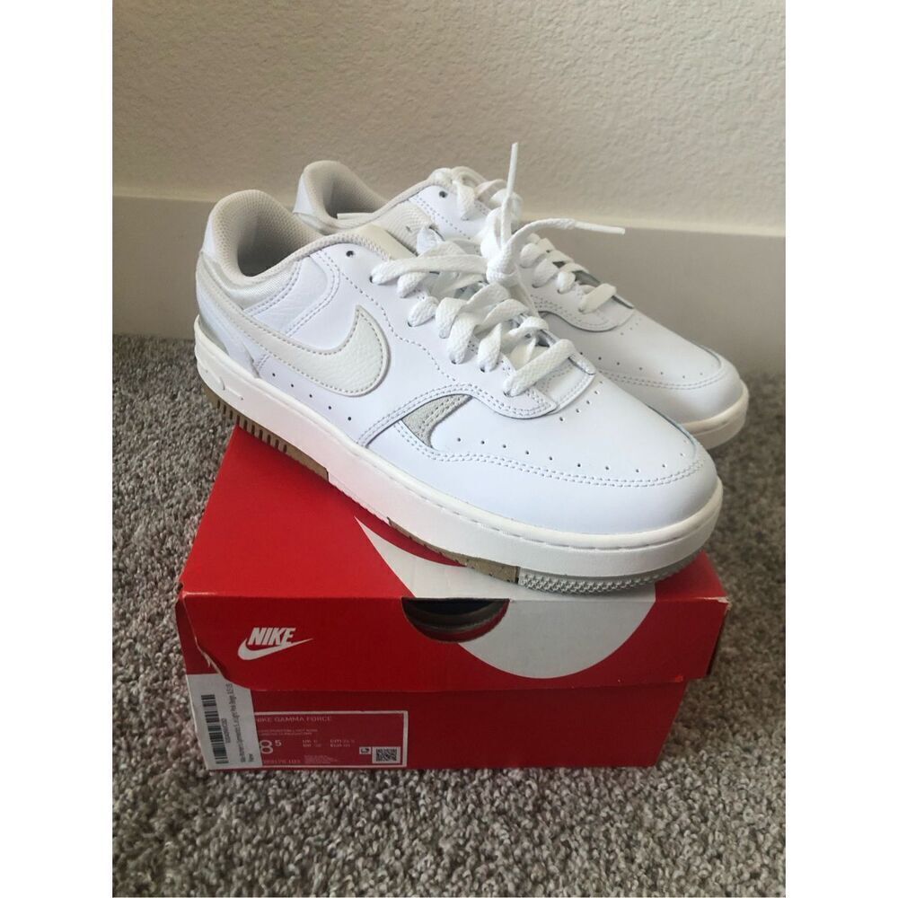 Nike Women's Gamma Forces White/ Phantom-Light bone Size 8.5